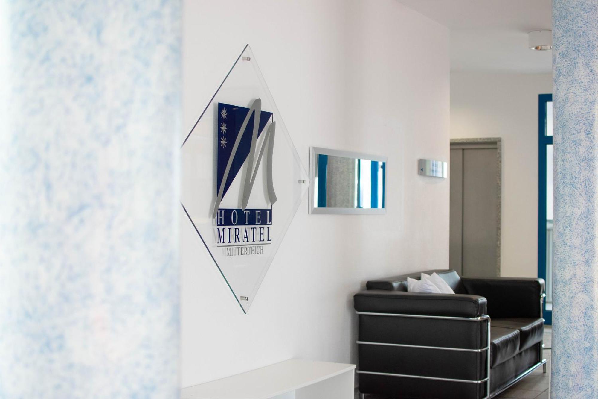 Miratel Hotel Mitterteich ภายนอก รูปภาพ