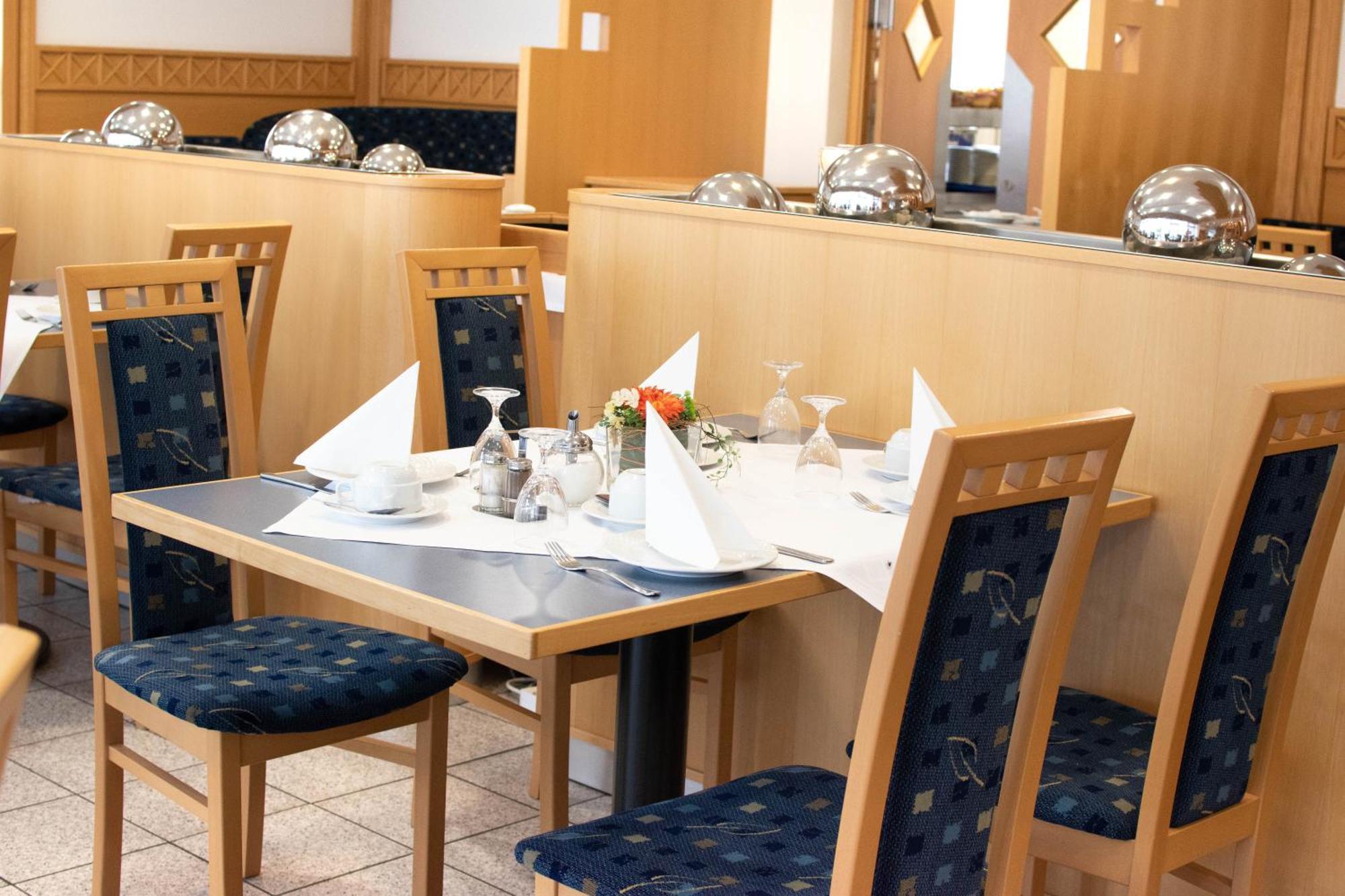 Miratel Hotel Mitterteich ภายนอก รูปภาพ