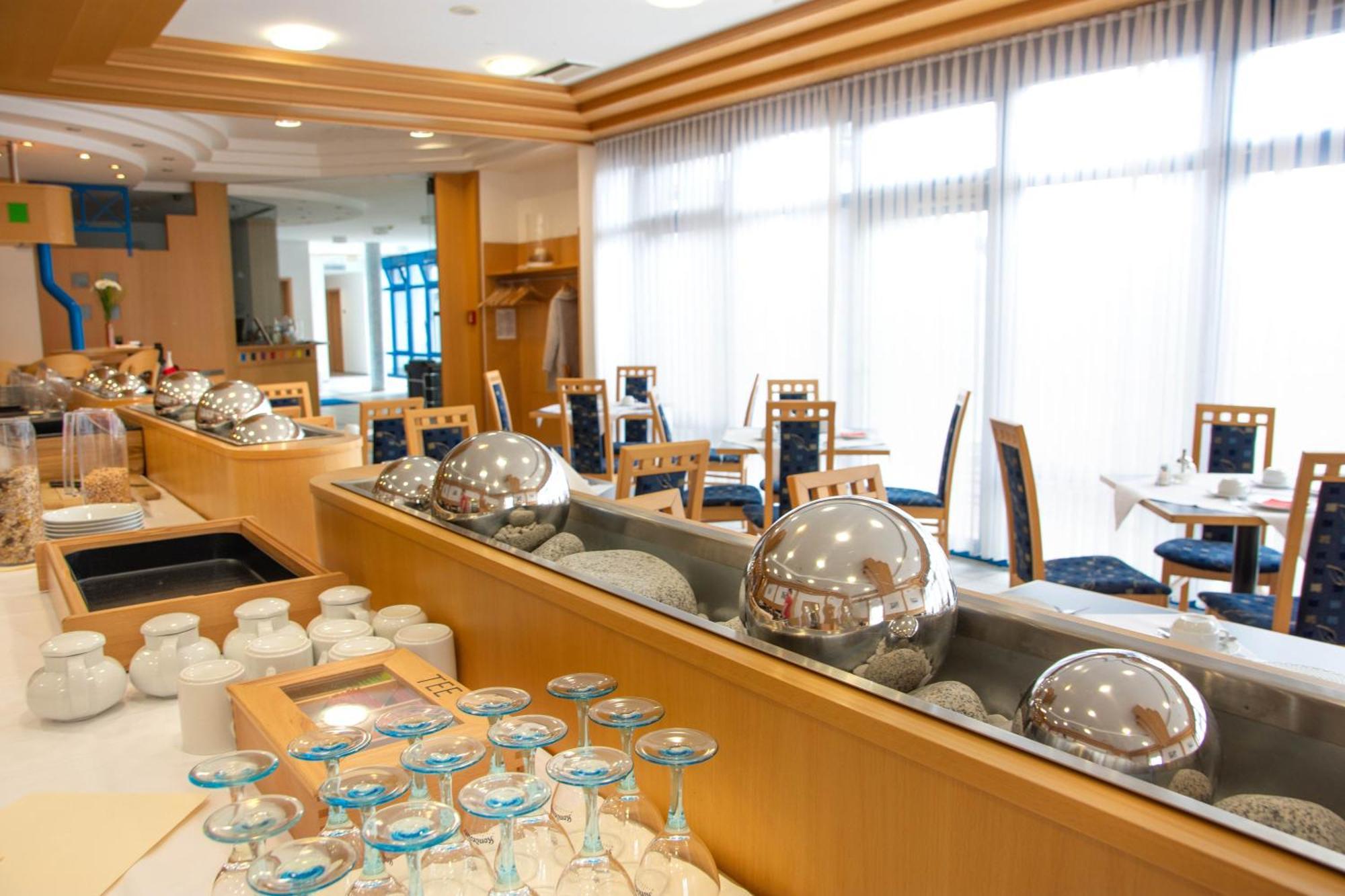 Miratel Hotel Mitterteich ภายนอก รูปภาพ