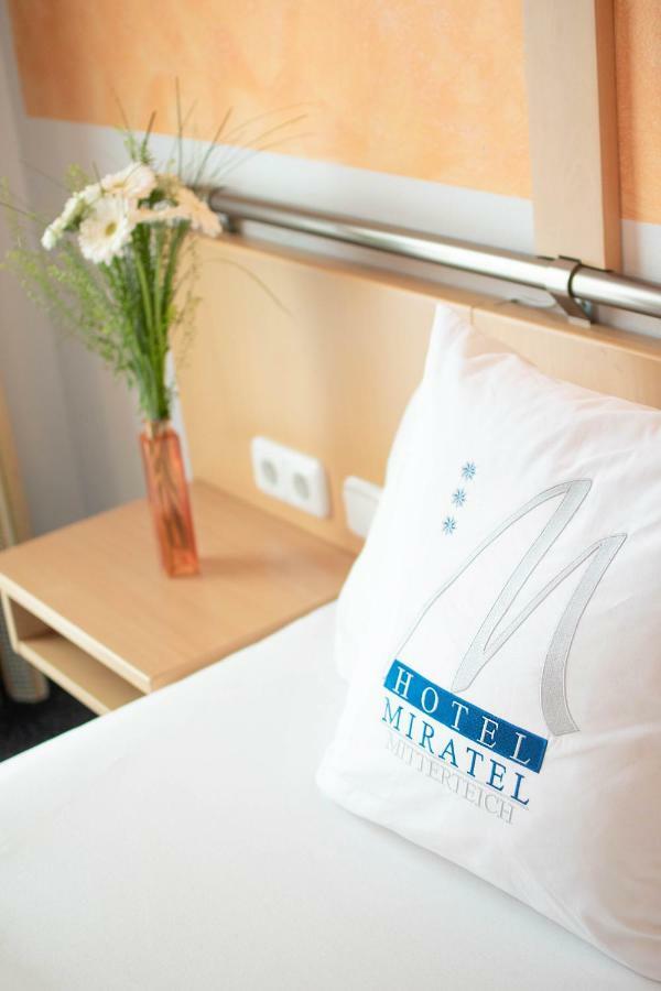 Miratel Hotel Mitterteich ภายนอก รูปภาพ